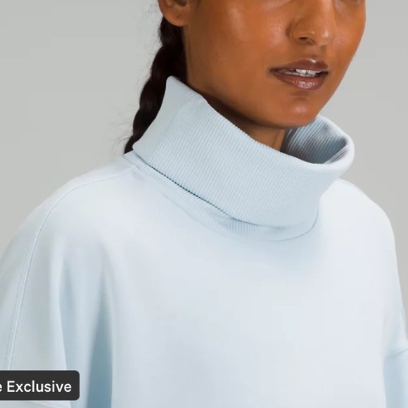 NWT Lululemon Athletica Softstreme Turtleneck Pullover - Picture 5 of 12